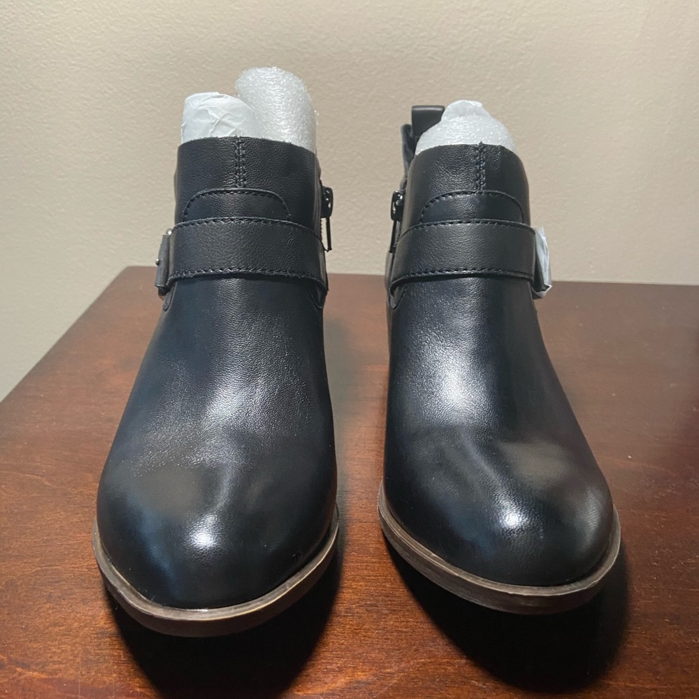 Lucky brand boots. LK-Boomer style, black, size 6M